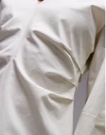 cinch barrel sve top in ecru
