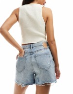 frayed bottom denim shorts in light blue
