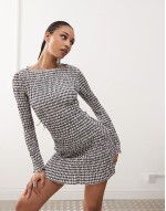 long sve shirred mini dress in black and white