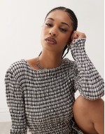 long sve shirred mini dress in black and white